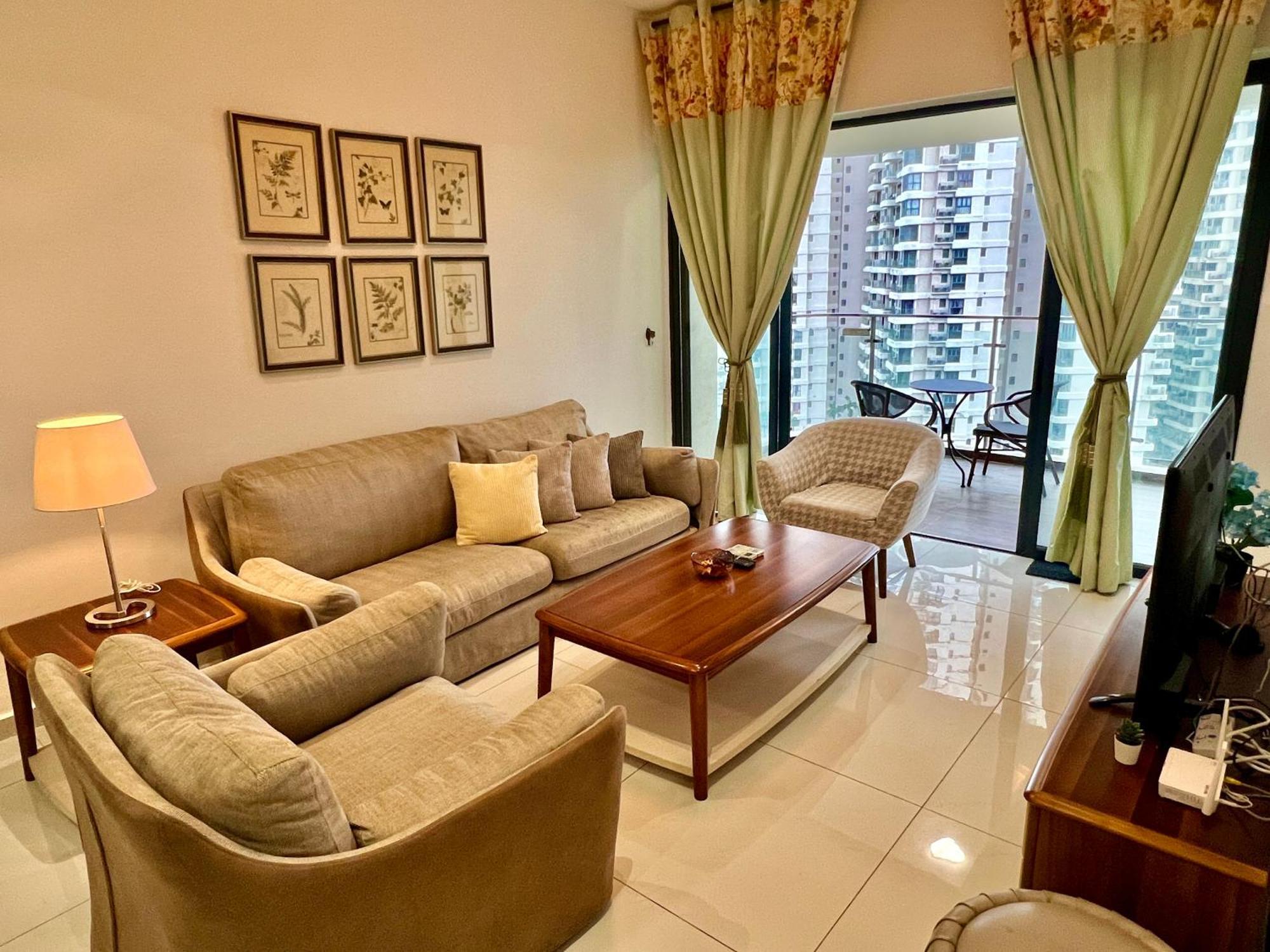 Pangsapuri Country Garden Danga Bay Amberside By R9 *